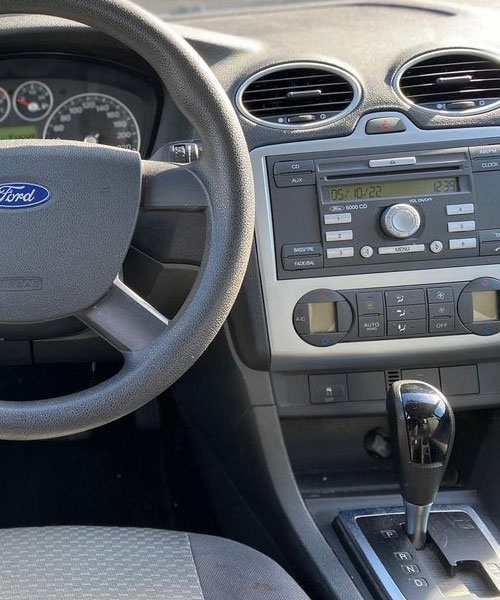 Ford Focus MK2 Autoradio Einbaurahmen Doppel DIN Einbauset - Autoradio  Einbau Integration für viele Fahrzeuge