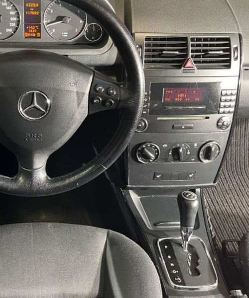 Mercedes A-Klasse Autoradio Einbaurahmen 2DIN Einbauset - Autoradio Einbau  Integration für viele Fahrzeuge